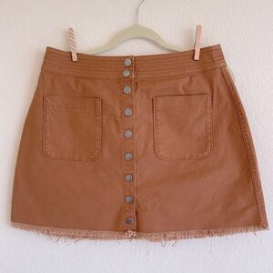 Madewell | Mini Skirt with Button Down front and mini pockets, Size 10